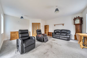 Lounge- click for photo gallery